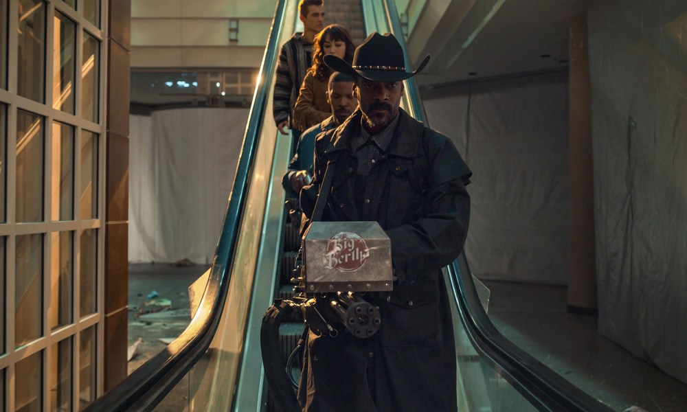 Snoop Dogg to Star in Eli Roth’s ‘Don’t Go in That House, Bitch!’